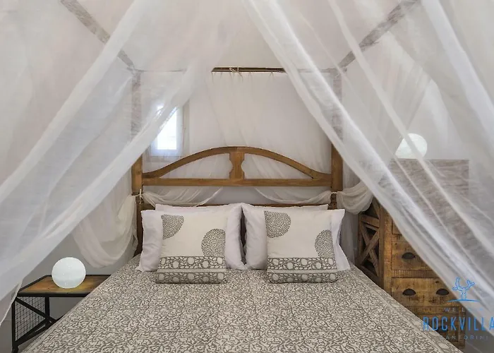 Rock Complex - Castleview - 2 Jacuzzis Emporio (Santorini)