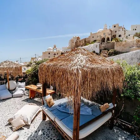 Rock Villas Complex - Castle View Villa - Jacuzzi & Pool Villa *