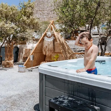 Rock Complex - Castleview - 2 Jacuzzis Villa Emporio (Santorini)