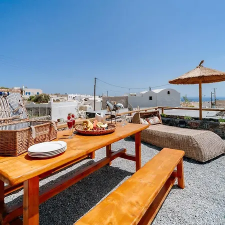 Rock Villas Complex - Castle View Villa - Jacuzzi & Pool Villa Emporio (Santorini)