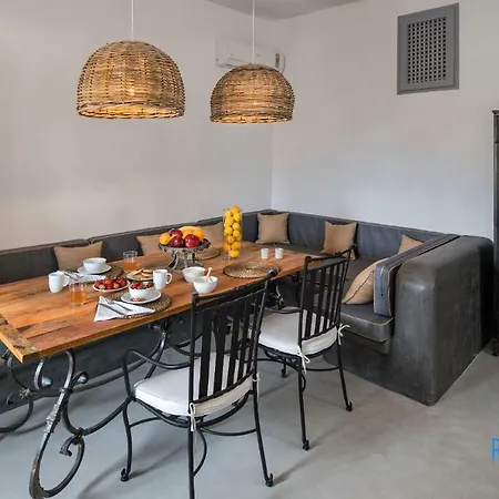 Rock Complex - Castleview - 2 Jacuzzis Emporio (Santorini)