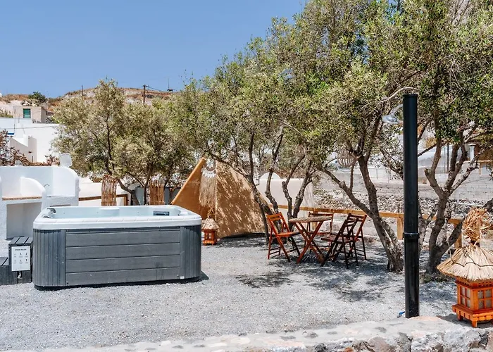 Rock Complex - Castleview - 2 Jacuzzis Emporio (Santorini)