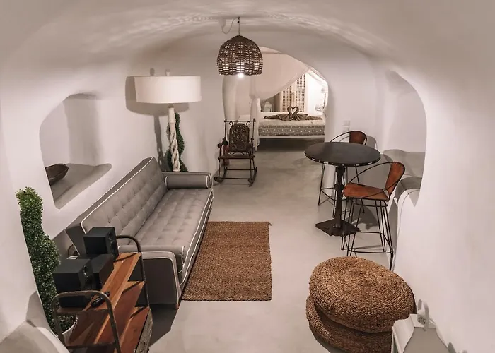 Rock Complex - Castleview - 2 Jacuzzis Emporio (Santorini)