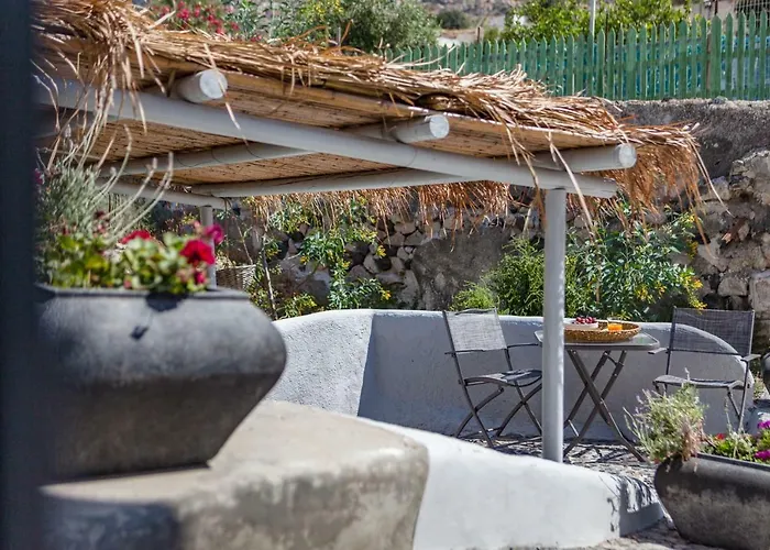 Rock Complex - Castleview - 2 Jacuzzis Emporio (Santorini)