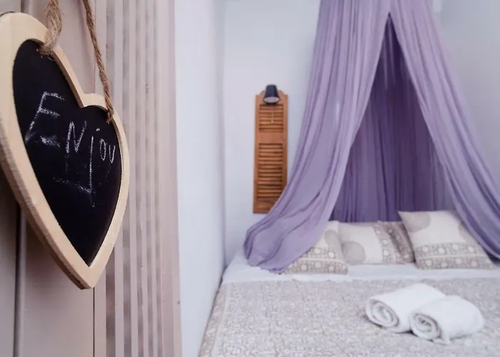 Rock Complex - Castleview - 2 Jacuzzis * Emporio (Santorini)