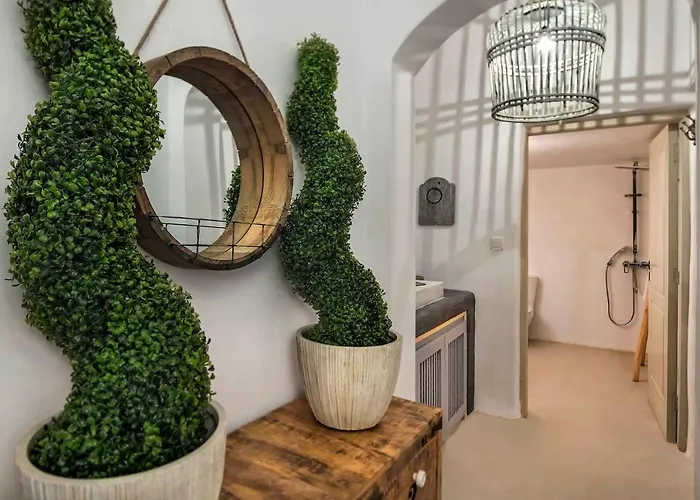 فيلة Rock Complex - Castleview - 2 Jacuzzis Emporio (Santorini)