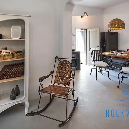 Villa Rock Complex - Private Luxe Retreat - Castle And Sea View *